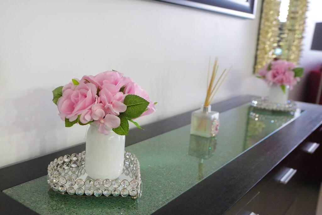 Beautiful Penthouse Condo With Stunning Views Of Both Ocean And City ฮอลลีวูด ภายนอก รูปภาพ